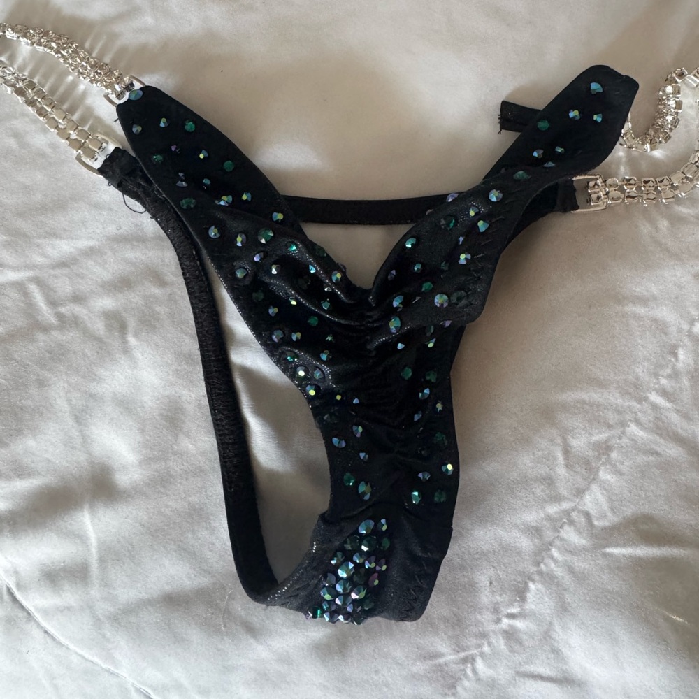 SOLD NEW Toxic Angelz Bikini Suit - Picture 6 of 7